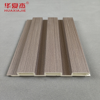 Kompozytowy panel ścienny z drewna i tworzywa sztucznego o długości 2,9 m / 3 m Dostosowany