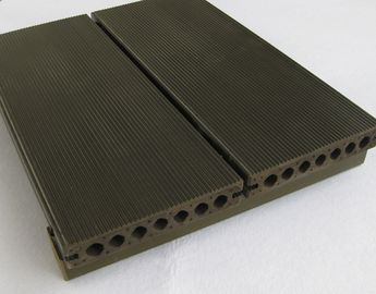 Kompozytowe płytki tarasowe WPC Hollow odporne na UV podłogi