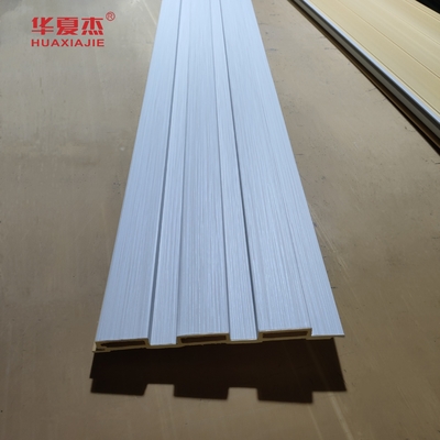 Nowoczesny projekt prostoty Wpc Fluted Wall Panel Laminated Wpc Wall Panel Do dekoracji zewnętrznej i wewnętrznej