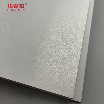 Najlepiej sprzedający się Pvc Panel ścienny Hot Stamping Złota linia Pvc Panel Trwały Panel sufitowy Do dekoracji salonu