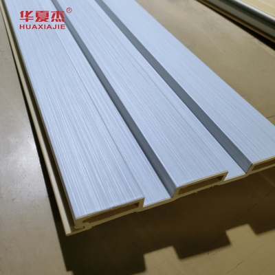 Nowoczesny projekt prostoty Wpc Fluted Wall Panel Laminated Wpc Wall Panel Do dekoracji zewnętrznej i wewnętrznej