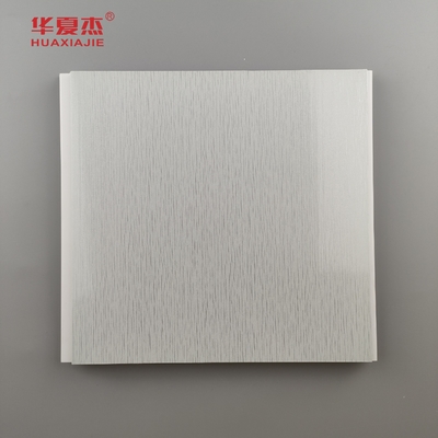 Nowoczesny design Srebrny kolor Pvc Strop i Panel ściany Wodność odporna ściany Pvc Panele Dekoracja budynku