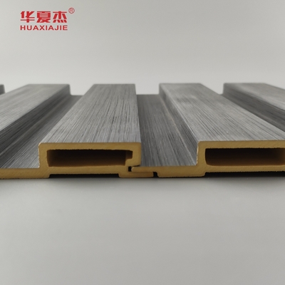 Nowy produkt Wpc Płytkowany Panel ścienny Laminated Wood Grain Wpc Panele Instaluj łatwo Dekoracja ścian wewnętrznych