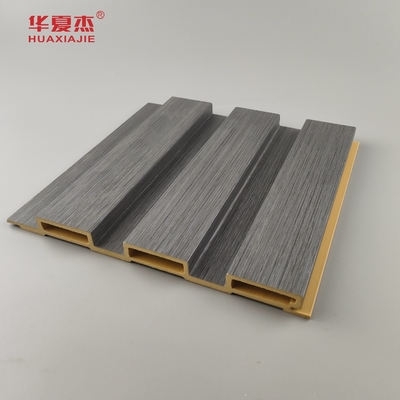 Nowy produkt Wpc Płytkowany Panel ścienny Laminated Wood Grain Wpc Panele Instaluj łatwo Dekoracja ścian wewnętrznych