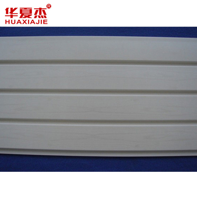 300 mm x 17 mm PVC Slatwall Panele Idealnie nadają się do odporności na uderzenia i organizacji ścian garażowych