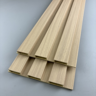 Wytrzymały wpc laminowany panel ścienny wypięty dekoracja panel ścienny wnętrza wpc
