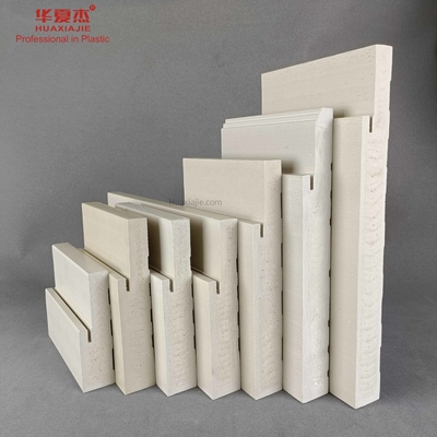 jakość Wysoki połysk WPC PCV Drzwi wejściowe Drzwi wejściowe 53 mm x 8 mm fabryka