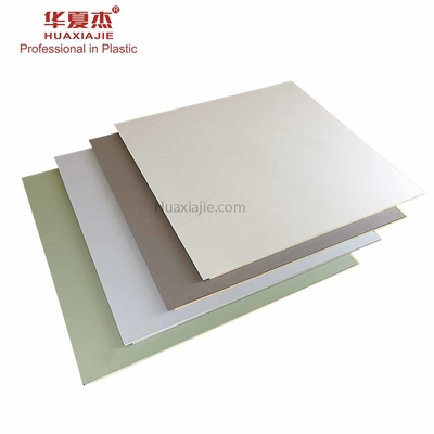 Wysokiej klasy panel ścienny Wpc 2800 * 600 * 9 mm do drzwi sypialni