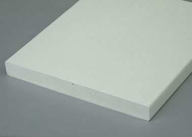 Dobra cena. 1x8 Nietoksyczny gładki PVC Trim Board / Cellular PVC Trim dla domu w Internecie