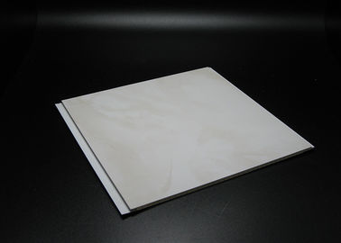 Dobra cena. Płytki sufitowe z PVC o grubości 250 mm. Dekoracyjne plastikowe do łazienki w Internecie
